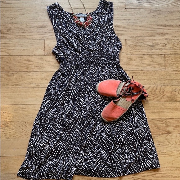 Kenneth Cole jersey dress brown white womens size large - Picture 2 of 8